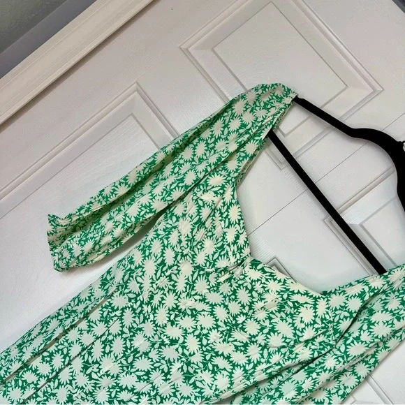 Revolve Capulet Jumpsuit Size Small Manzanita Floral Apple Green Square Neck - Picture 8 of 12